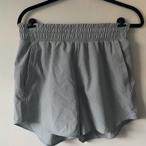 EUC Under Armor Shorts | Light Grey | Medium